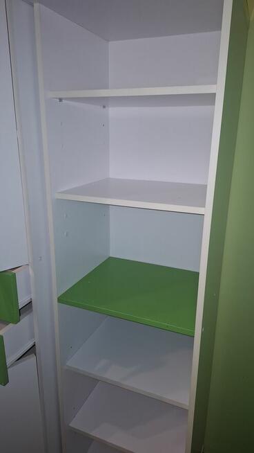 Komplet mebli do pokoju dziecka