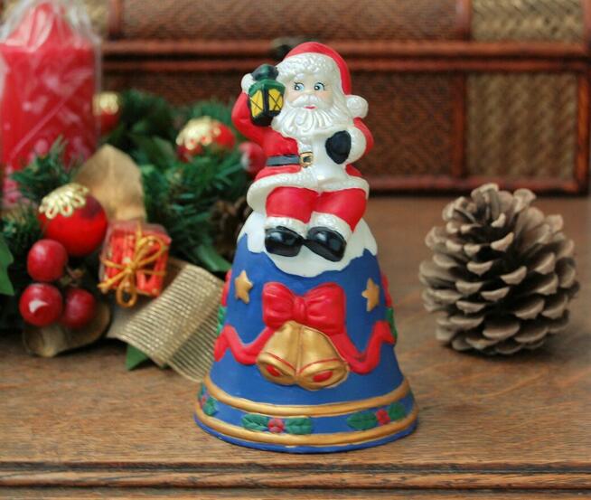 Święty Mikołaj, ręcznie malowana figurka, dzwonek, porcelana