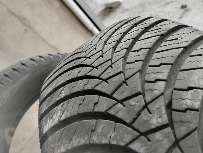 Opony zimowe Falken 215/60/R17