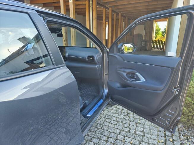 Toyota Yaris pierwszy własciciel, samochód lasingowany