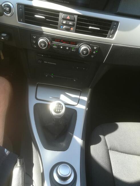 BMW Seria 3 2007r 2.0i Kombi Dach panorama Navi 6 biegów alu