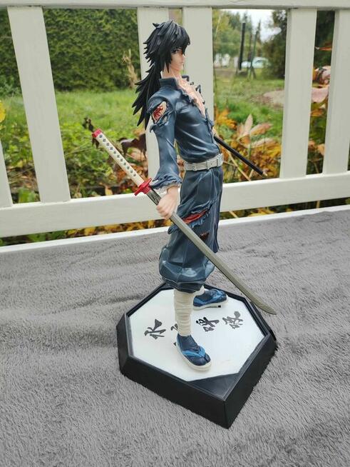 Figurka Tomioka Giyu Demon Slayer Pogromca Demonów Anime