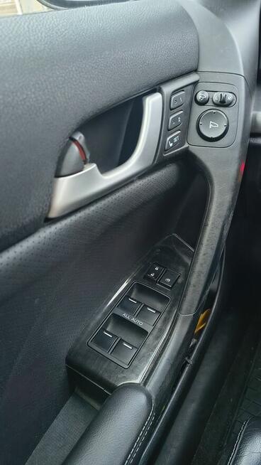 Honda Accord 8 Tourer CW1 Kombi rok 2011 2.0 PB + LPG 156 KM