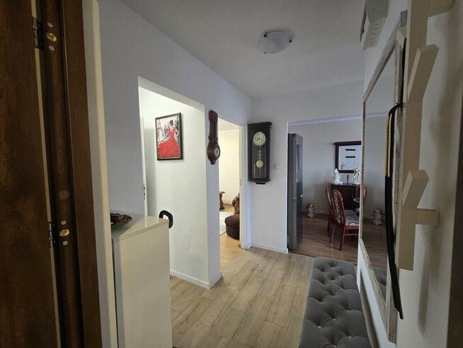 Przestronne 4-pokojowe Mieszkanie na ul. Warszawskiej