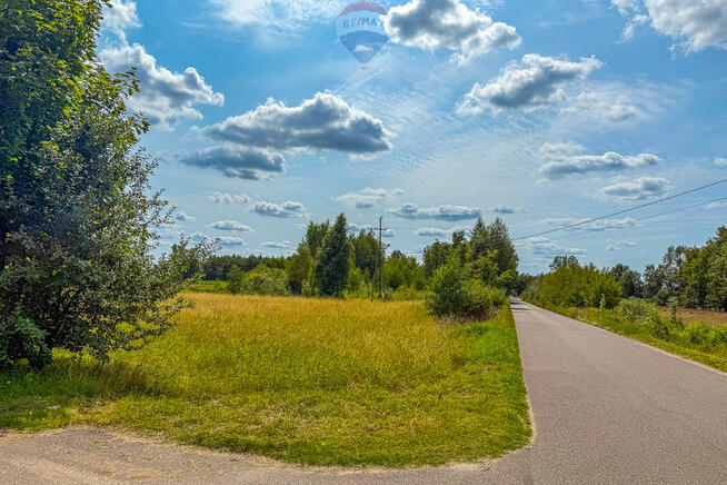 Działka 1437 m², narożna, media, asfalt, Feliksów