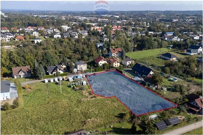 Działka z warunkami zabudowy 4 domy 8 mieszkań