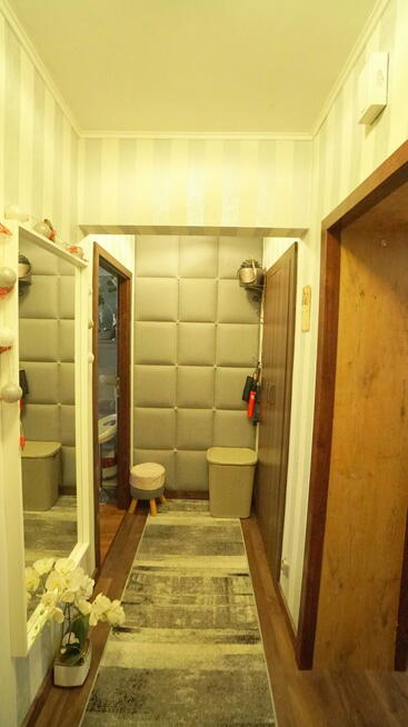 Mieszkanie Łomża, Krótka