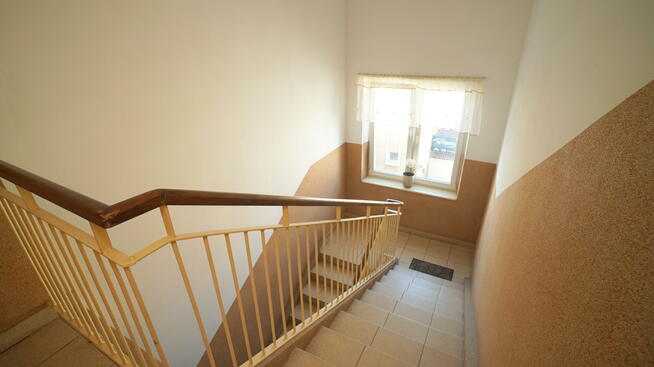 Mieszkanie Łomża, Krótka