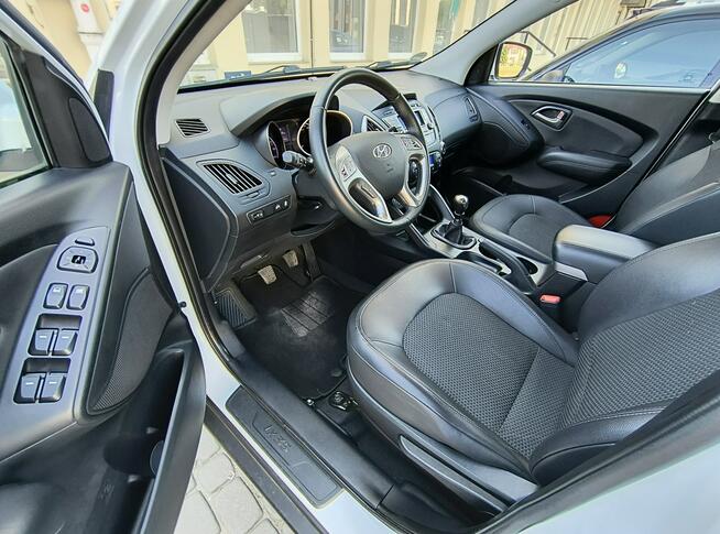 Hyundai ix35 1,6 benz. 135KM|pół-skóra|SUPER STAN|tempomat|czujniki parkow.|HAK|ALU