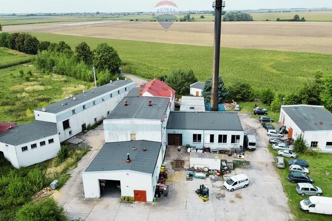 Uzbrojony kompleks 2 ha przy autostradzie A4