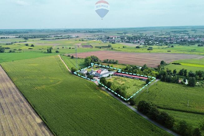 Uzbrojony kompleks 2 ha przy autostradzie A4