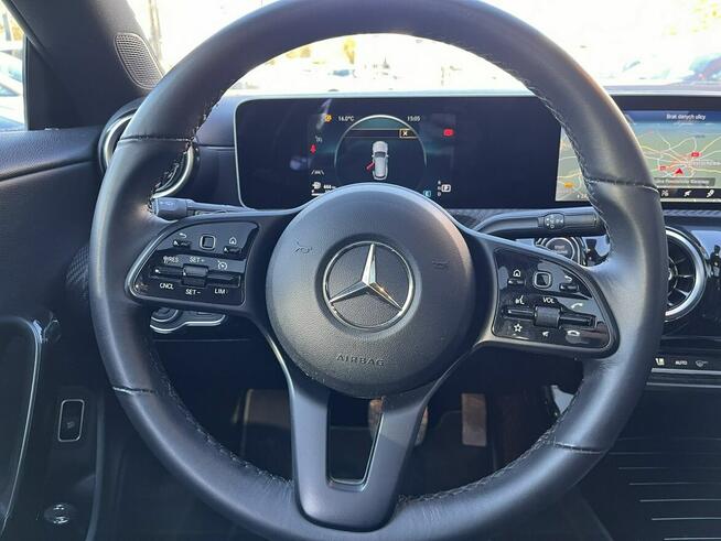 Mercedes CLA 180 1wł* 100% Bez wypadek* Panorama dac * LED* FV23%* Kamera* Stan Idealny