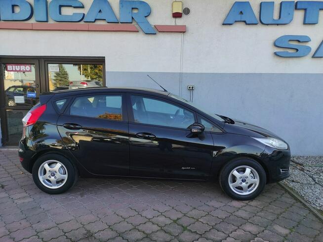 Ford Fiesta FL, Nawigacja, Tempomat, LED, alu, klima, 5 drzwi, zarejestrowany