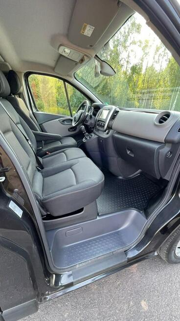 Renault Trafic III L2H1 9 osobowy