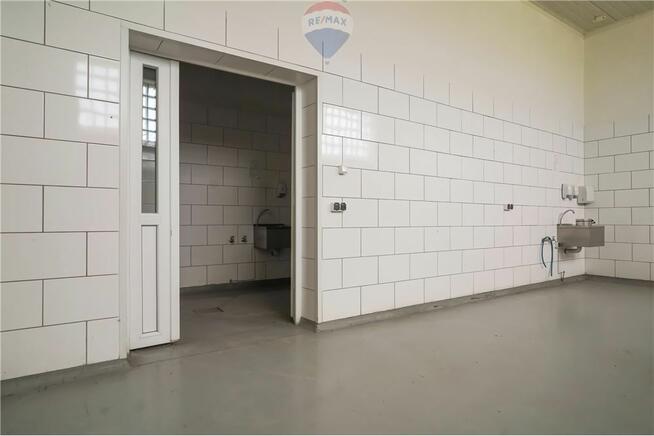 Obiekt produkcyjno-magazynowy z infrastrukturą