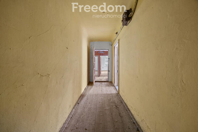 Zabytkowy Dwór z Początku XX Wieku