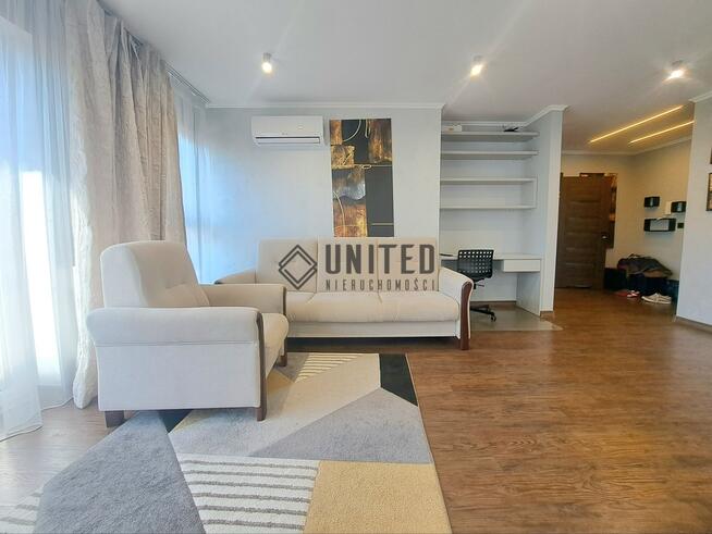 okolice ul. Jutrzenki Nowe2022/Komórka/Garaż