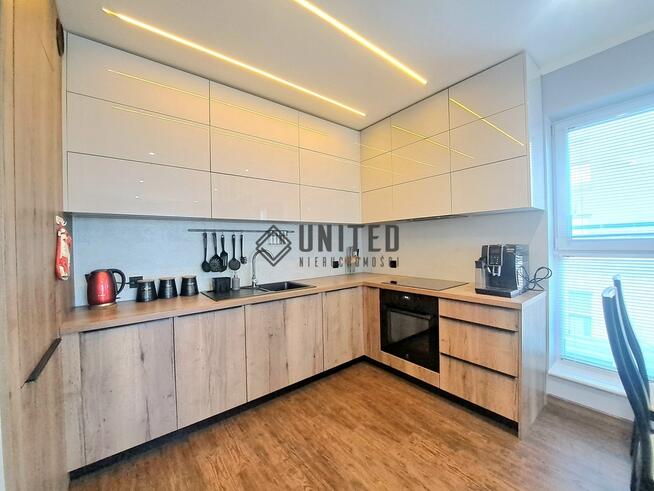 okolice ul. Jutrzenki Nowe2022/Komórka/Garaż