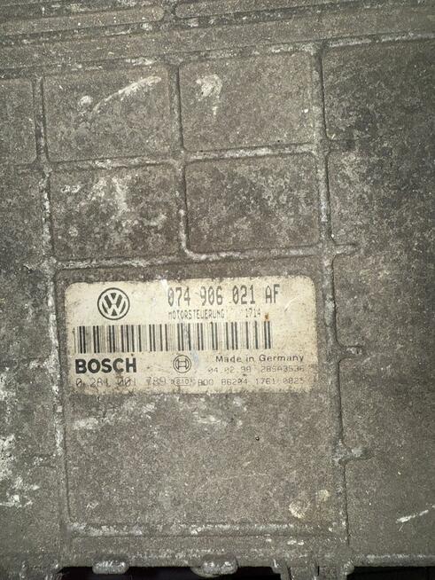 Sterownik VW 074906021AF