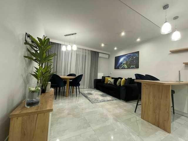 3 pokojowe mieszkanie+2 miejsca w garażu+komórka/balkon