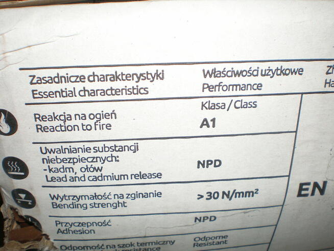 Sprzedaję mrozoodporny klinkier w kolorze brązowym, nowy.