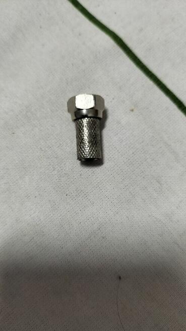 Wtyk typu F do kabla koncentrycznego 5,8 mm.6.8mm