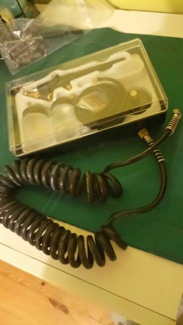 Kompresor tlokowy AS16 + Aerograf+ wezyk