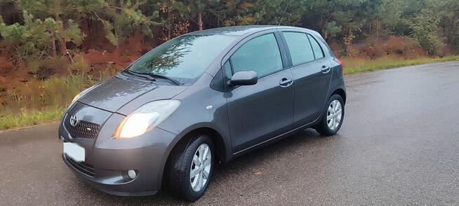 Toyota Yaris 1.3 benzyna**czujniki parkowania**hak**