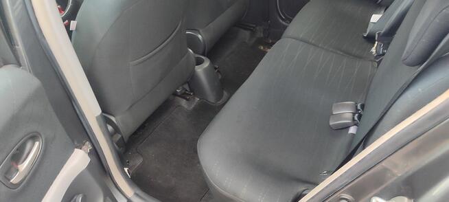 Toyota Yaris 1.3 benzyna**czujniki parkowania**hak**