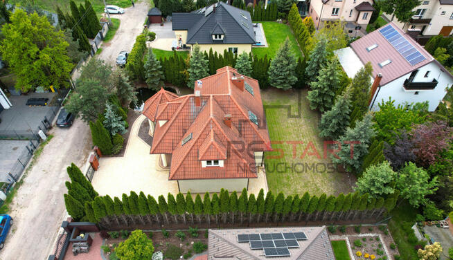 Dom Grodzisk Mazowiecki, Szczęsna