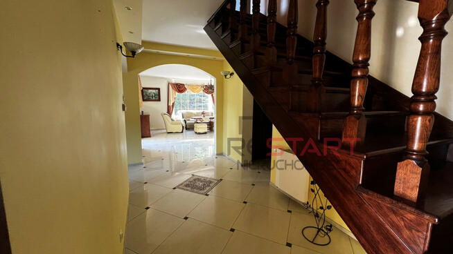 Dom Grodzisk Mazowiecki, Szczęsna