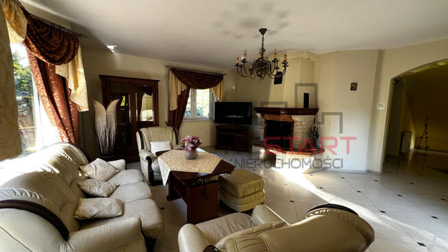 Dom Grodzisk Mazowiecki, Szczęsna