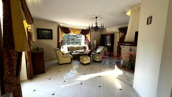 Dom Grodzisk Mazowiecki, Szczęsna