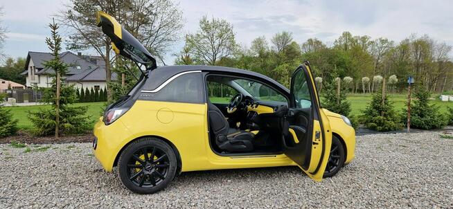 Opel Adam Black Jack
