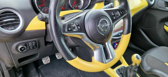Opel Adam Black Jack