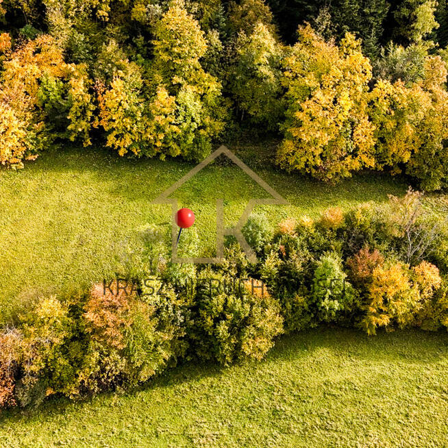 Zaciszna działka rolna w sercu zielonej przyrody