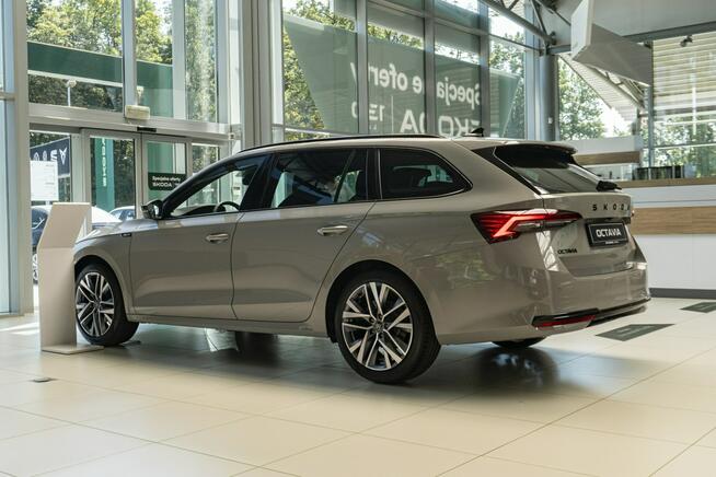 Škoda Octavia Combi Sportline 1.5 TSI m-HEV 150 KM DSG