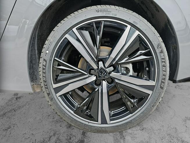 Peugeot 308 SW GT 1.5 BlueHdi 130 EAT8 rocznik 2025