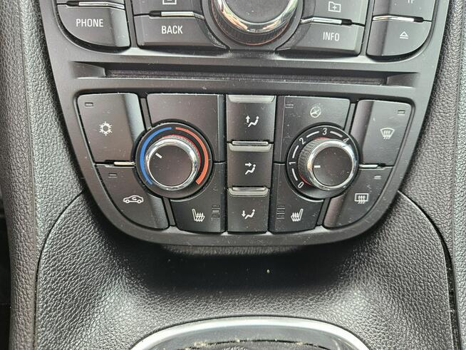 Opel Meriva Klimatyzacja / Podgrzewane fotele i kierownica / Tempomat