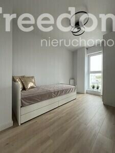 3 pokoje, dwa miejsca parkingowe-Osiedle Parkowe