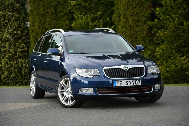 Škoda Superb Navi el.fotel Parktronic Oryginał z Niemiec ALu18