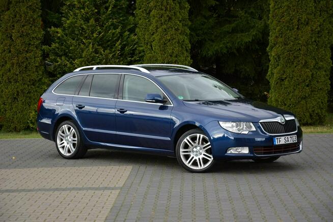 Škoda Superb Navi el.fotel Parktronic Oryginał z Niemiec ALu18