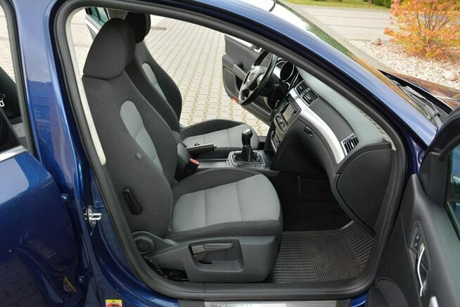 Škoda Superb Navi el.fotel Parktronic Oryginał z Niemiec ALu18