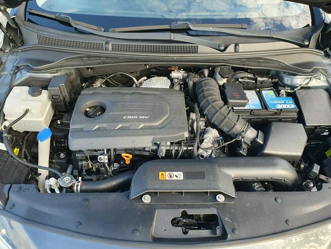 Hyundai i40 1.7crdi 140KM Automat Bixenon Ledy Navi Kamera Alu17 Raty Zamiana