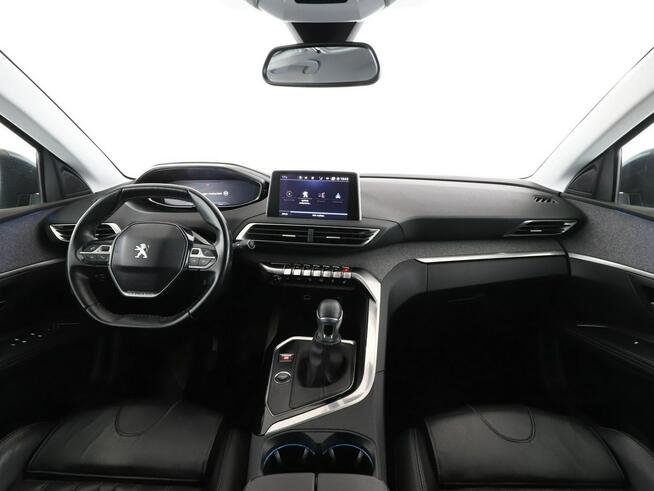 Peugeot 5008 Allure skóra 7-os. navi kamera grzane fotele hak tempomat LED