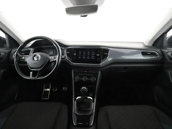 Volkswagen T-Roc Navi Czujniki parkowania Klimatyzacja Podgrzewane fotele Bluetooth