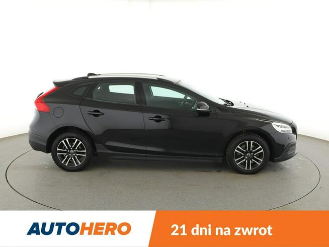 Volvo V40 Cross Country 2.0d Automat Cross Country Navi Tempomat Grzane Fotele TFT LED Kamera