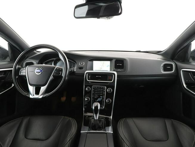Volvo V60 2.0D Dynamic Edition Klima Nawigacja Tempomat Skóra ParkAssist TFT LED