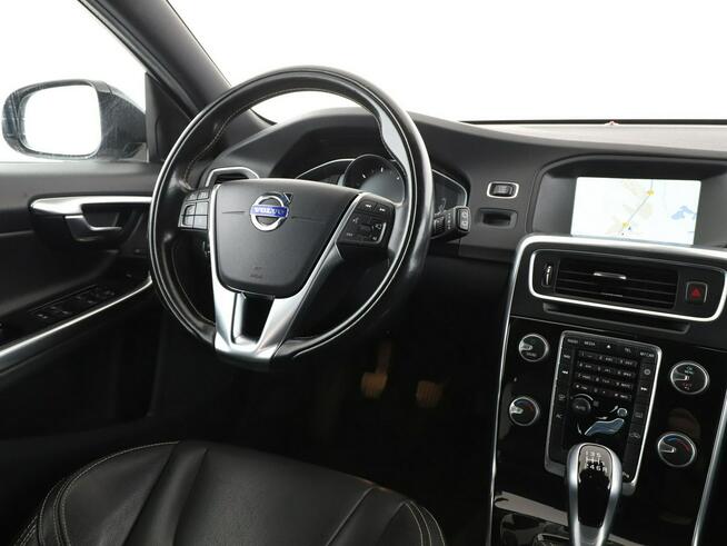 Volvo V60 2.0D Dynamic Edition Klima Nawigacja Tempomat Skóra ParkAssist TFT LED