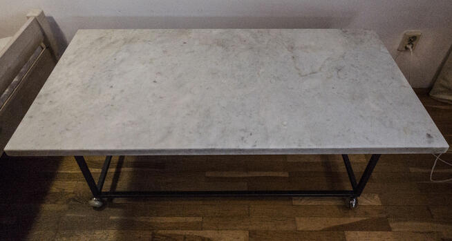 stół kawowy do sprzedania